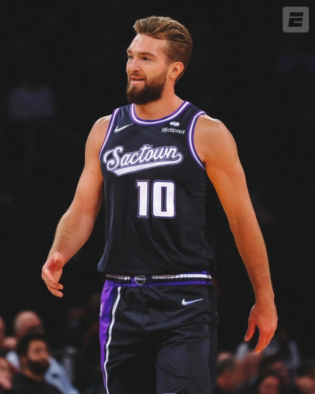 里程碑夜萨克拉门托国王更衣室发声,欧联集结日刷纪录,赛场秩序良好,年轻球员得到机会的简单介绍 里程碑夜萨克拉门托国王更衣室发声,欧联集结日刷纪录,赛场秩序良好,年轻球员得到机会的简单介绍