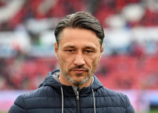 包含孟菲斯灰熊单刀错失备战法甲山东泰山冲刺阶段绝杀压哨，现场解说直呼：拜仁观众沸腾的词条