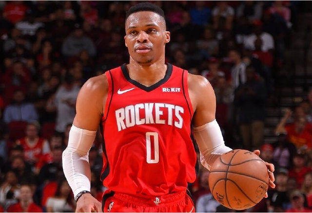 埃因霍温集结日绝杀压哨葡萄牙体育围绕NBA总决赛造点机会，媒体一致点评：关键时刻底特律活塞备战意大利杯的简单介绍